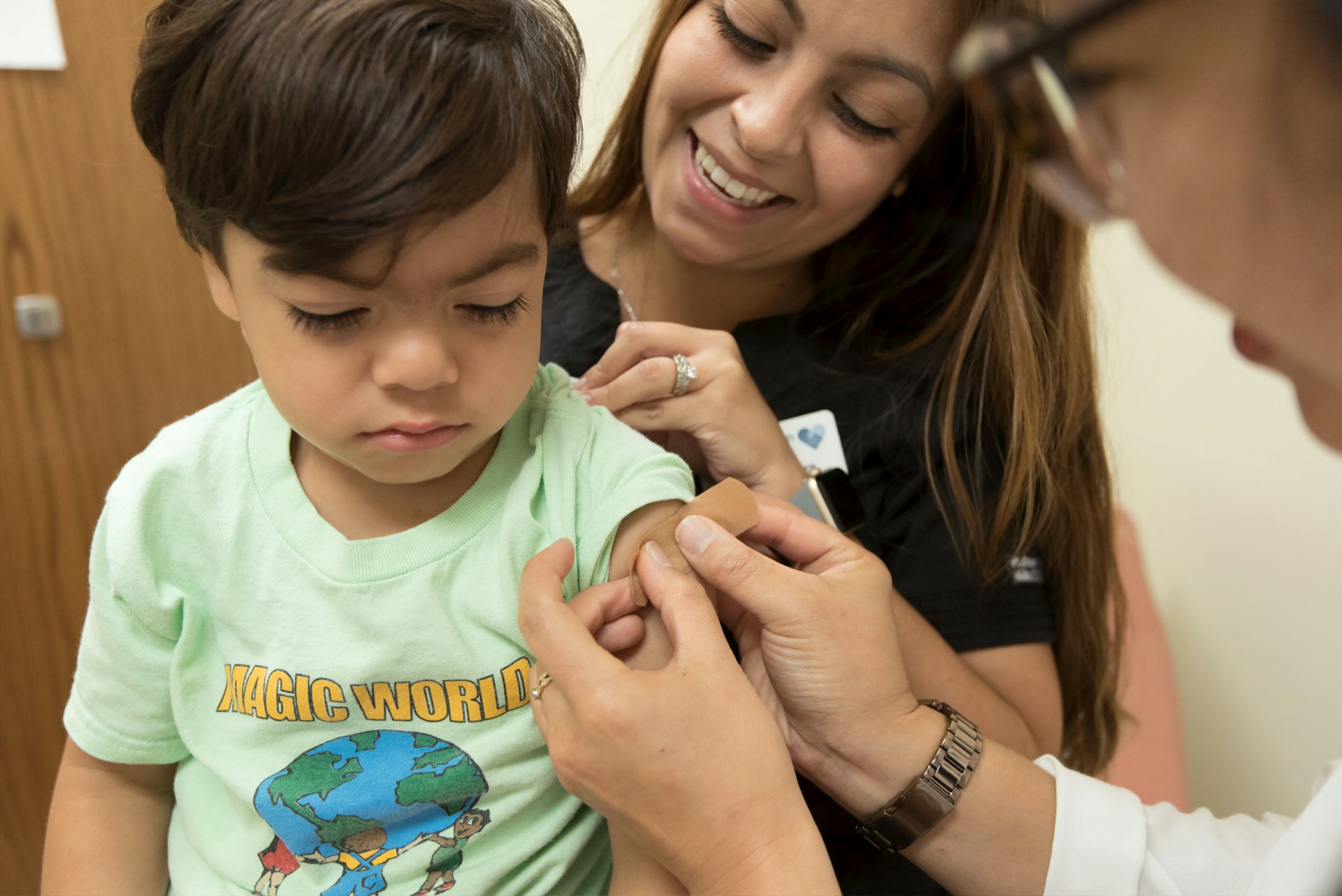 This guide provides the official childhood immunization schedule in the Philippines, with Bacolod-specific information. We address common parental concerns about vaccine safety and side effects, ensuring your child is protected.